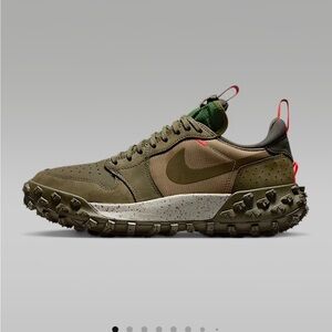 Nike Men's Olive Green Trail Shoes